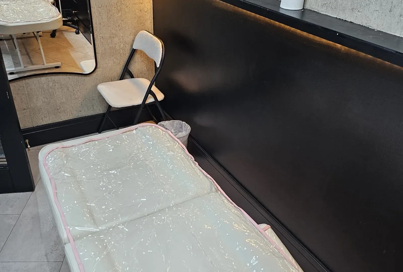 The treatment room at Wumi Body & Face Studio, Copperfields Walk, Dartford